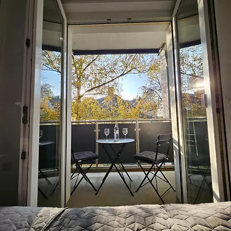 Modern Homes - Voll Ausgestatte - Balkon - Hotelbetten - 4k Tv - Wlan