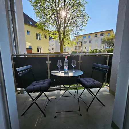 Stilvolle Wohnung Mit Balkon & Parkplatz In Moers - Ideal Fuer Business, Familien Und Monteure Nahe Duesseldorf * Moers