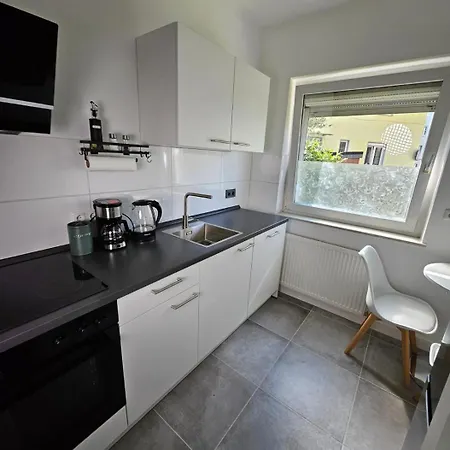 Apartment Modern Homes - Voll Ausgestatte - Balkon - Hotelbetten - 4k Tv - Wlan
