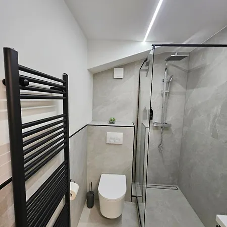 Lejlighed Stilvolle Wohnung Mit Balkon & Parkplatz In Moers - Ideal Fuer Business, Familien Und Monteure Nahe Duesseldorf *