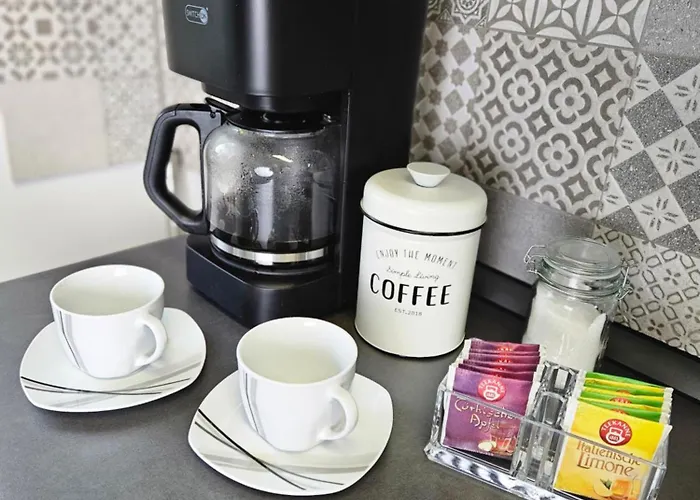 Modern Homes - Voll Ausgestatte - Balkon - Hotelbetten - 4k Tv - Wlan