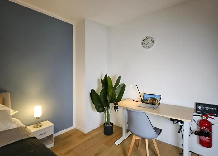 Apartament Modern Homes - Voll Ausgestatte - Balkon - Hotelbetten - 4k Tv - Wlan