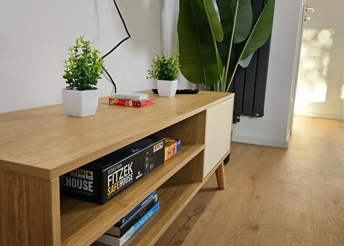 Modern Homes - Voll Ausgestatte - Balkon - Hotelbetten - 4k Tv - Wlan Apartment Moers