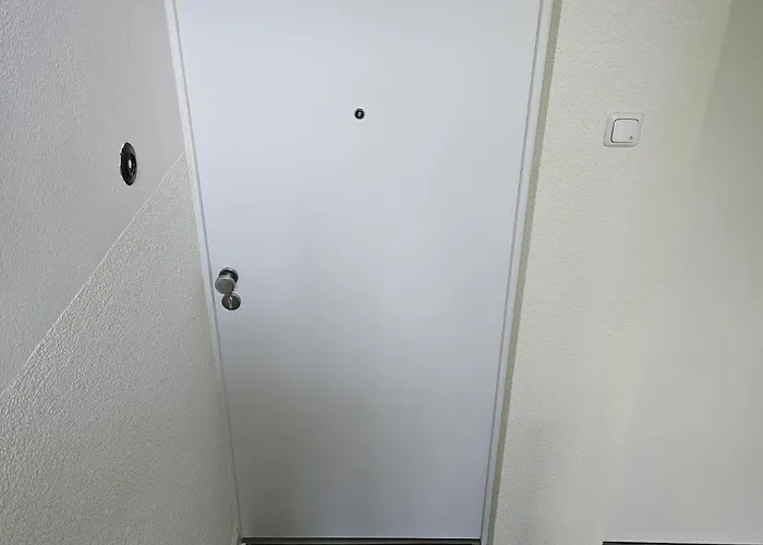 Modern Homes - Voll Ausgestatte - Balkon - Hotelbetten - 4k Tv - Wlan Apartment Moers