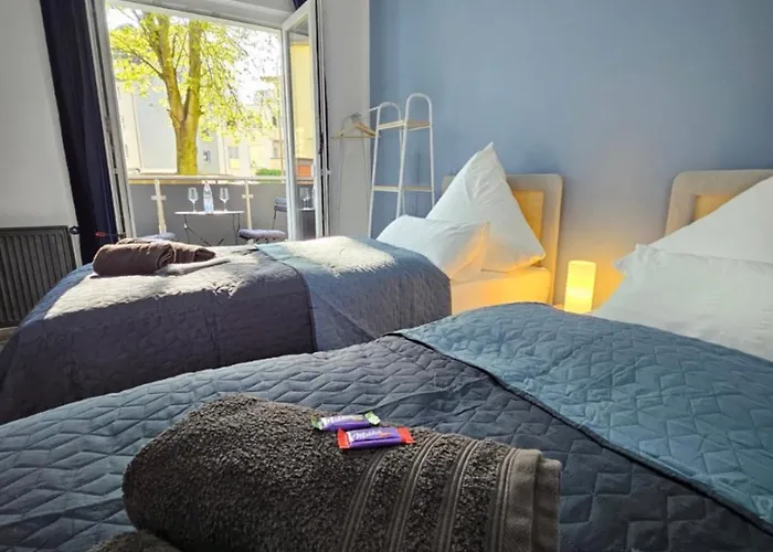 Modern Homes - Voll Ausgestatte - Balkon - Hotelbetten - 4k Tv - Wlan Moers